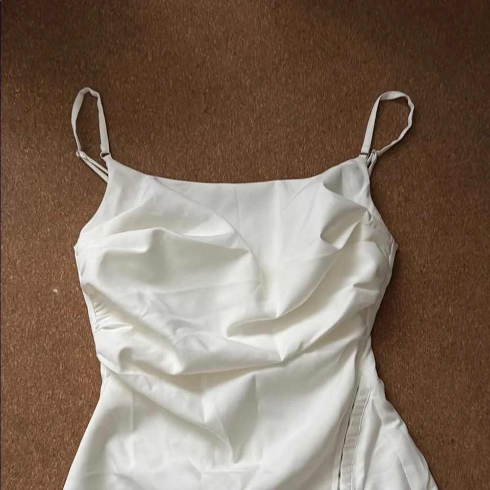Elegant Cream Dress - Picture 2 of 6